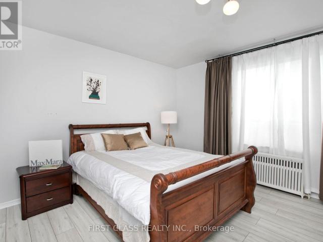 apartment at 2910 KEELE STREET, Toronto, Ontario, M3M2H1