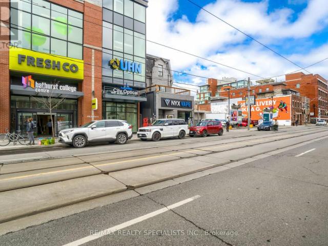 apartment at 2 450 BATHURST STREET, Toronto, Ontario, M5T2S6