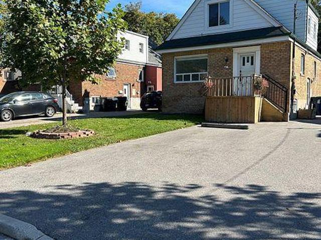 apartment at 2 7 VALERIE ROAD, Toronto, Ontario, M1P1G1