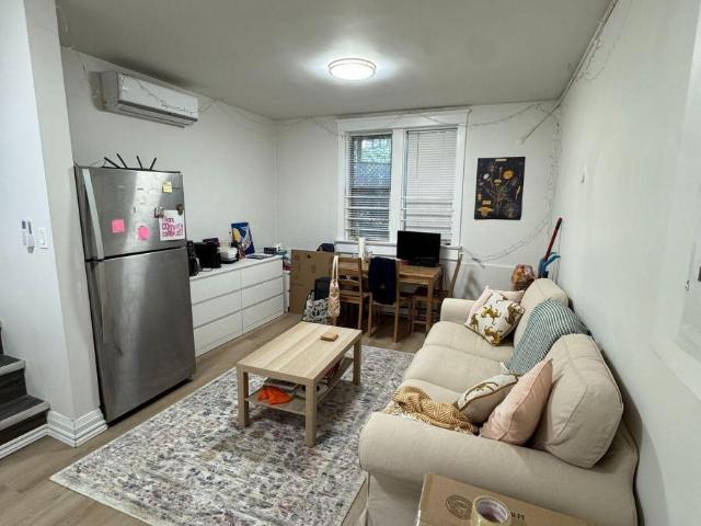 apartment at 2 1065 BATHURST STREET, Toronto, Ontario, M5R3G8