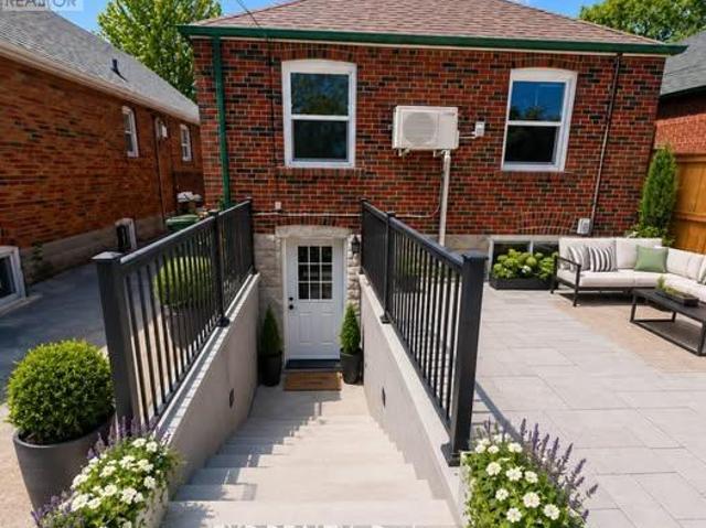 apartment at 2 – 11 FAIRSIDE AVENUE