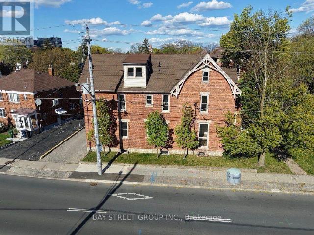 apartment at 2 1311 PAPE AVENUE, Toronto, Ontario, M4K3W9