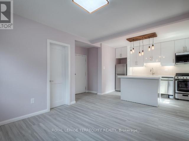 apartment at 2 135 JANE STREET, Toronto, Ontario, M6S3Y7