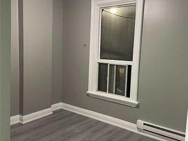 apartment at 2 271 DUNN AVENUE, Toronto, Ontario, M6K1L9