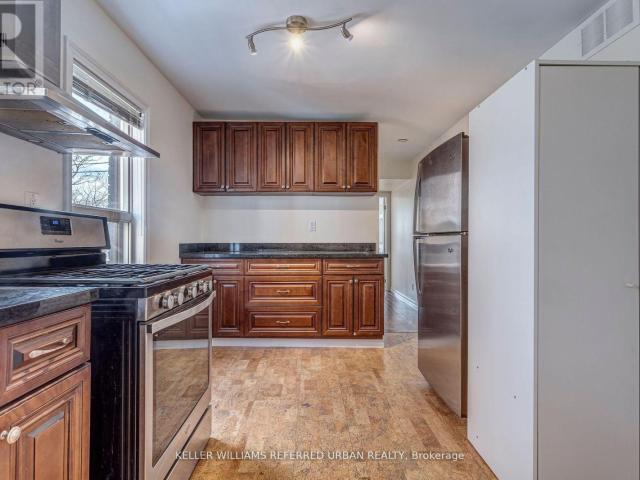 apartment at 2 – 2976 LAKE SHORE BOULEVARD W