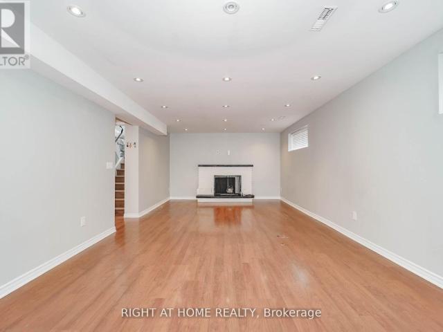 apartment at 2 IANGROVE TERRACE, Toronto, Ontario, M1W2H2