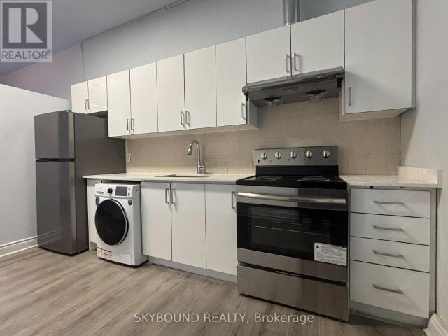 apartment at 2A – 527 QUEEN STREET W