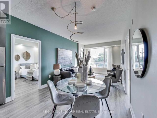 apartment at 304 2800 KEELE STREET, Toronto, Ontario, M3M0B8