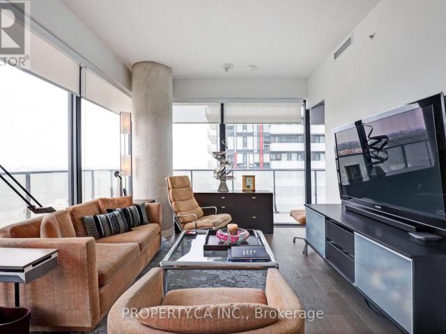 apartment at 3004 161 ROEHAMPTON AVENUE, Toronto, Ontario, M4P0C8