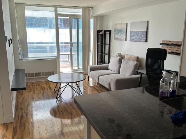 apartment at 3010 4968 YONGE STREET, Toronto, Ontario, M2N5N7
