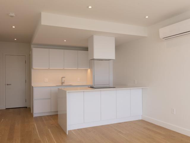 apartment at 3014 Avenue Van Horne Cote des Neiges Montreal H3S 1R2