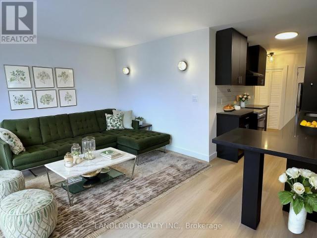 apartment at 301 420 EGLINTON AVENUE E, Toronto, Ontario, M4P1L8