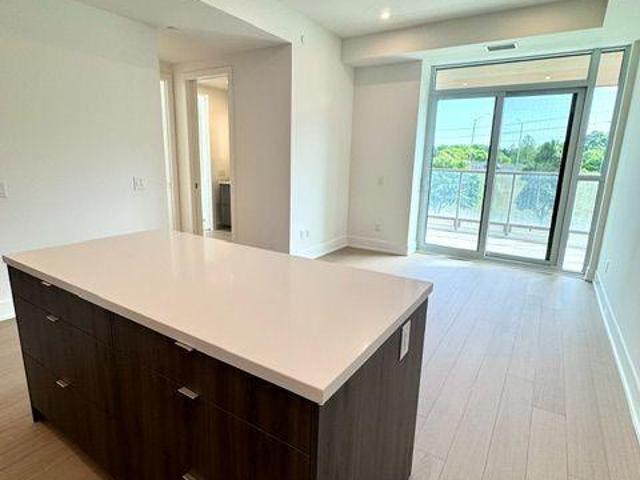 apartment at 302 – 397 ROYAL ORCHARD BOULEVARD