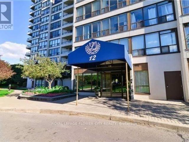 apartment at 303 12 LAURELCREST STREET, Brampton, Ontario, L6S5Y4