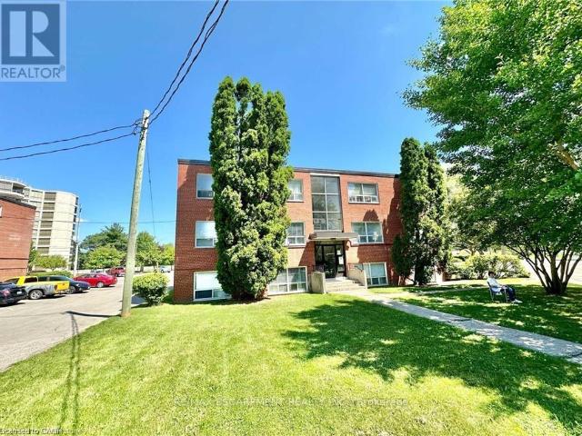 apartment at 303 37 MERICOURT ROAD, Hamilton, Ontario, L8S2N5