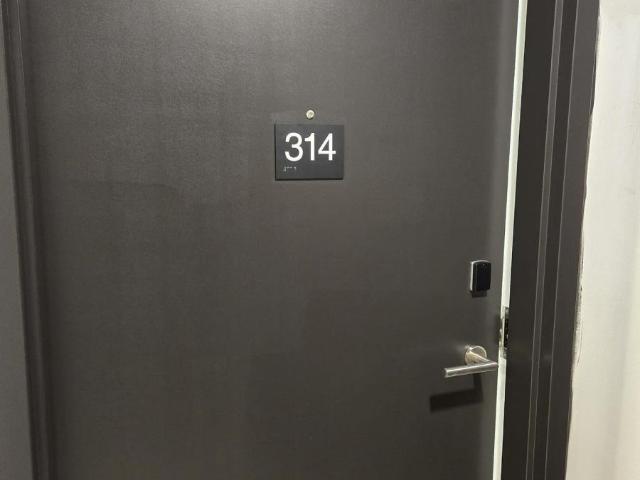 apartment at 314 – 6 CHARTWELL ROAD