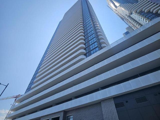 apartment at 316 28 INTERCHANGE WAY, Vaughan, Ontario, L4K0P8
