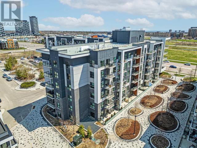 apartment at 319 128 GROVEWOOD COMMON, Oakville, Ontario, L6H0X3