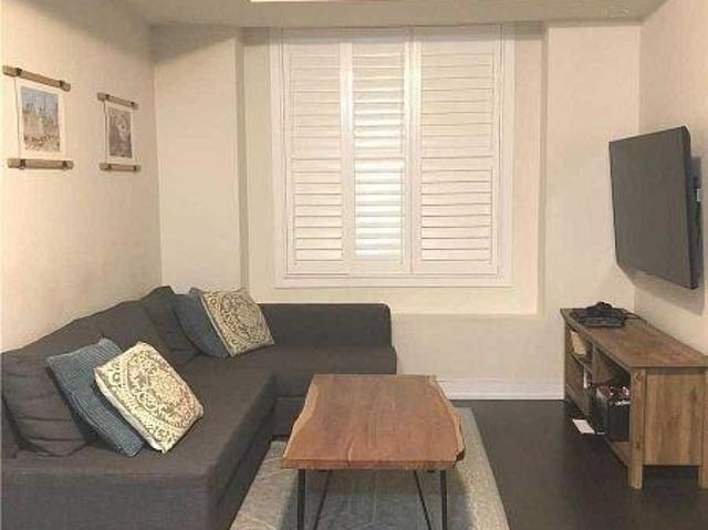 apartment at 319 – 6 DRUMMOND STREET