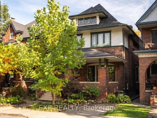 apartment at 31 ST CLAIR AVENUE, Hamilton, Ontario, L8M2N4