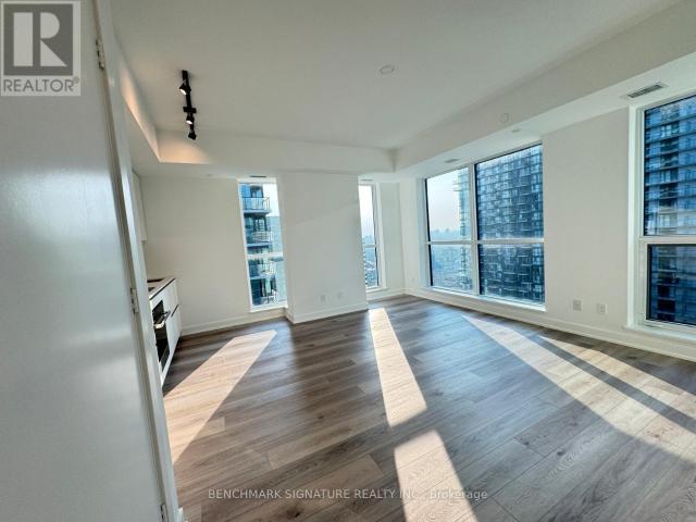 apartment at 3203 327 KING STREET, Toronto, Ontario, M5V0W7