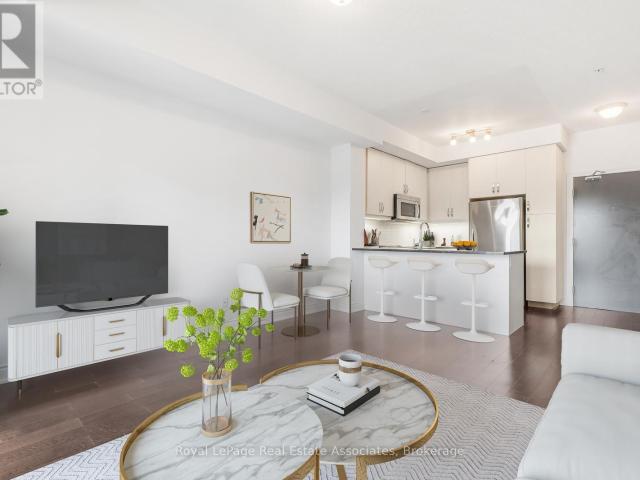 apartment at 321 3170 ERIN MILLS PARKWAY, Mississauga, Ontario, L5L0B6