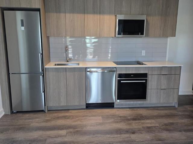 apartment at 321 743 WARDEN AVENUE, Toronto, Ontario, M1L4A8