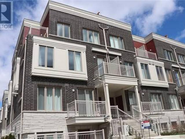 apartment at 32 120 LONG BRANCH AVENUE, Toronto, Ontario, M8W0B1