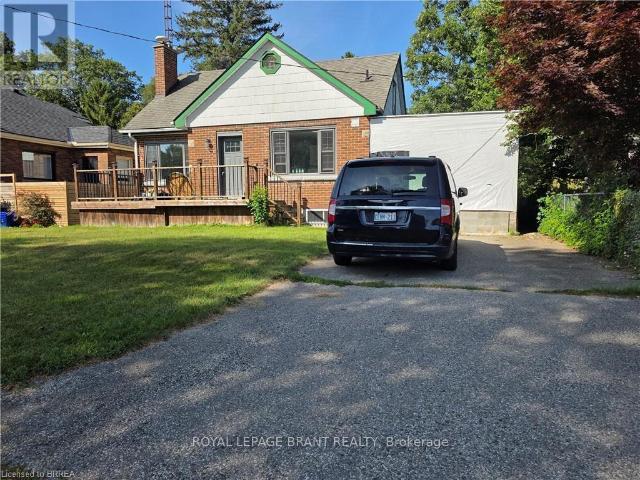apartment at 32 FOREST ROAD, Brantford, Ontario, N3S6W2