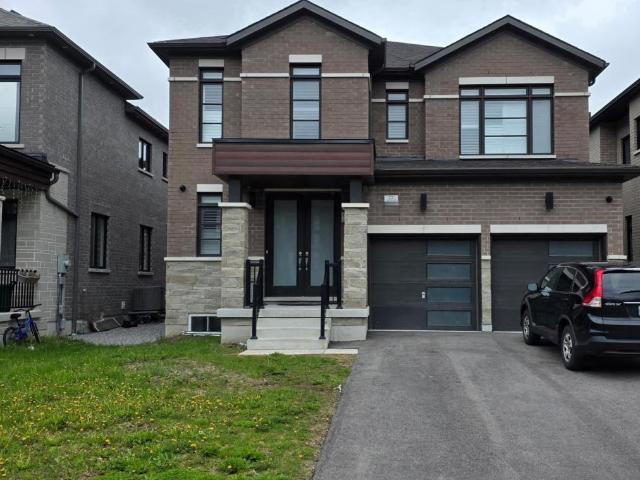 apartment at 32 FRUITFUL CRESCENT, Whitby, Ontario, L1P0N3