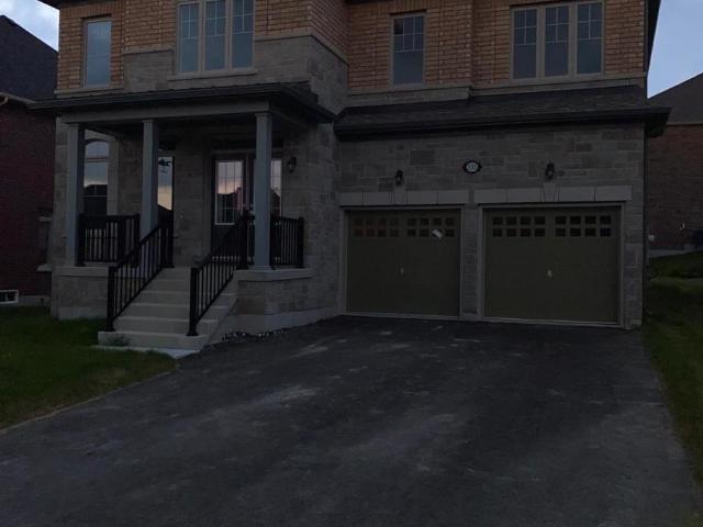apartment at 335 REG HARRISON TRAIL, Newmarket, Ontario, L3X0M2