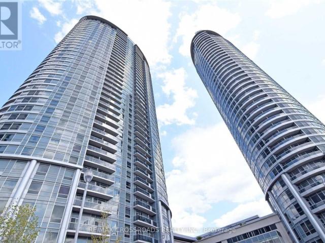 apartment at 3326 135 VILLAGE GREEN SQUARE, Toronto, Ontario, M1S0G4
