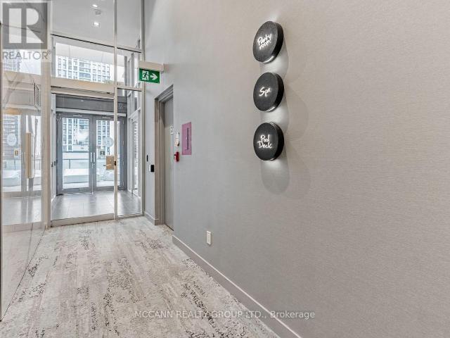 apartment at 332 161 ROEHAMPTON AVENUE, Toronto, Ontario, M4P1P9