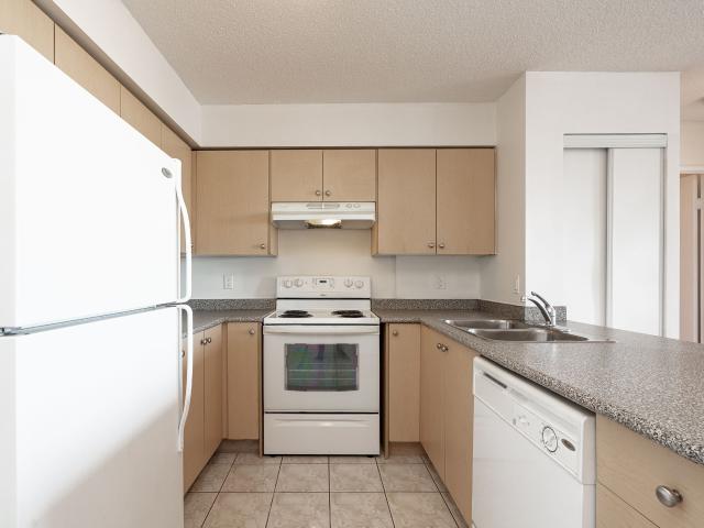 apartment at 333 Sidney Belsey Crescent York Toronto M6M0A2