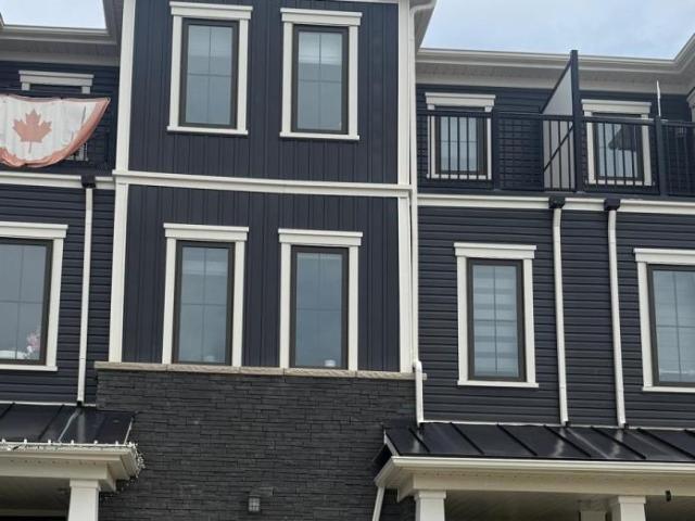 apartment at 33 BASKETT STREET, Brantford, Ontario, N3T0W4