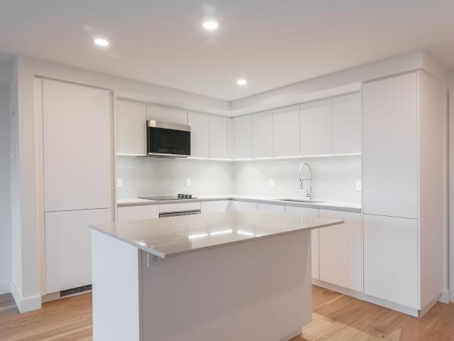apartment at 3460 Peel Street Downtown McGill Montreal H3A 2M1