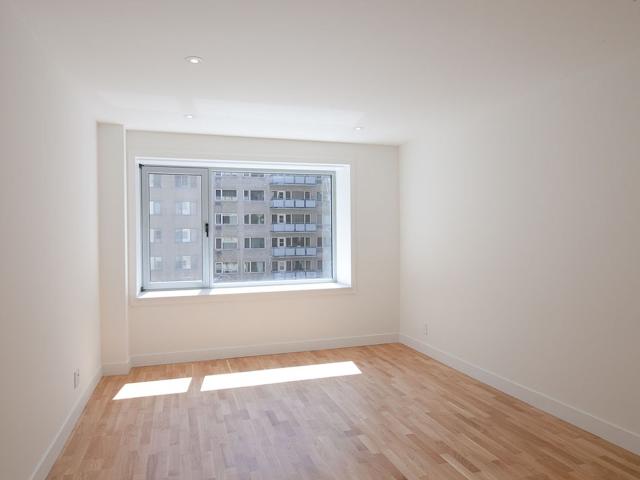 apartment at 3468 Rue Drummond Downtown McGill Montreal H3G 1Y4
