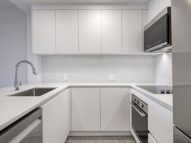 apartment at 3555 Cote des Neiges Road Downtown Guy Concordia Montreal H3H 1C5