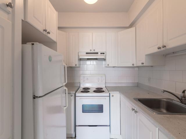 apartment at 3555 Cote des Neiges Road Downtown Guy Concordia Montreal H3H 1C5