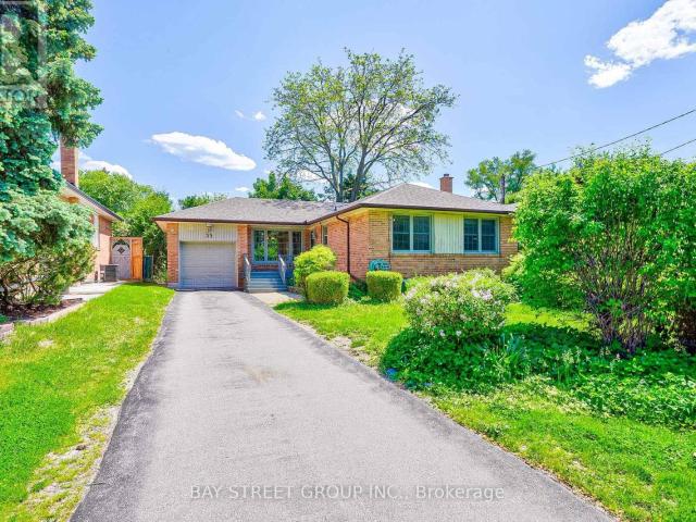 apartment at 35 CAMWOOD CRESCENT, Toronto, Ontario, M3A3L3