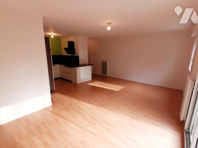 Apartment at 35 Noyal Châtillon sur Seiche, NOYAL CHATILLON SUR SEICHE, 35230, France