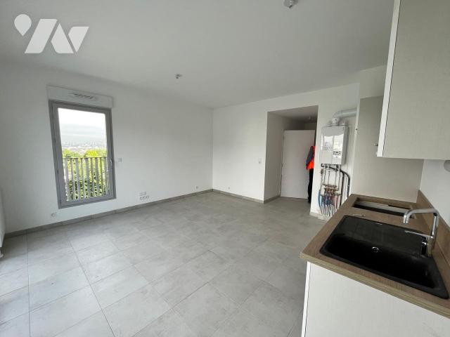 Apartment at 35 Saint Jacques de la Lande, ST JACQUES DE LA LANDE, 35136, France