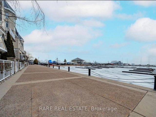 apartment at 368 32 STADIUM ROAD, Toronto, Ontario, M5V3P4