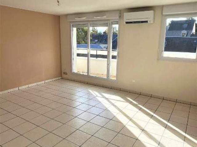 Apartment at 37 Tours, TOURS, 37100, France