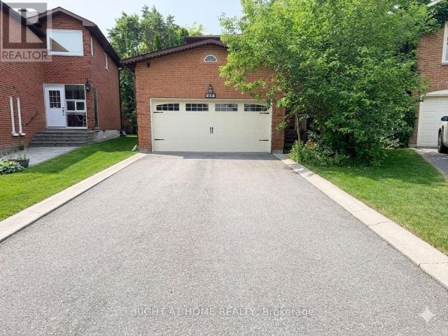 apartment at 37 VERSAILLES COURT, Richmond Hill, Ontario, L4C8V6