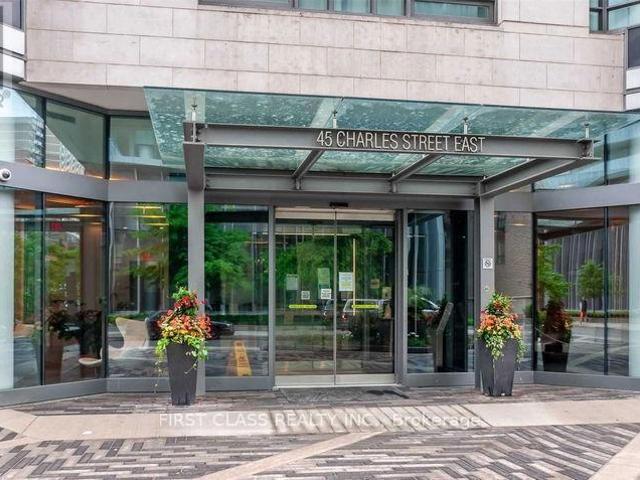apartment at 3802 – 45 CHARLES STREET E