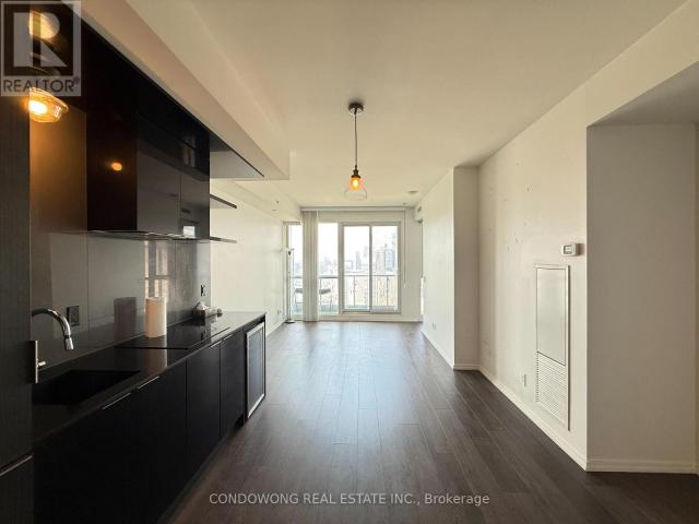 apartment at 3917 70 TEMPERANCE STREET, Toronto, Ontario, M5H4E8