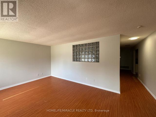 apartment at 7 565 KENNEDY ROAD, Toronto, Ontario, M1K2B2