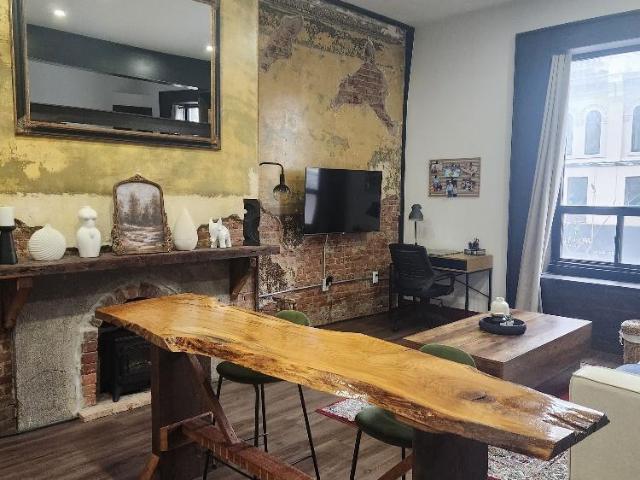 apartment at 7 7 FOUNDRY STREET, Hamilton, Ontario, L9H2V6