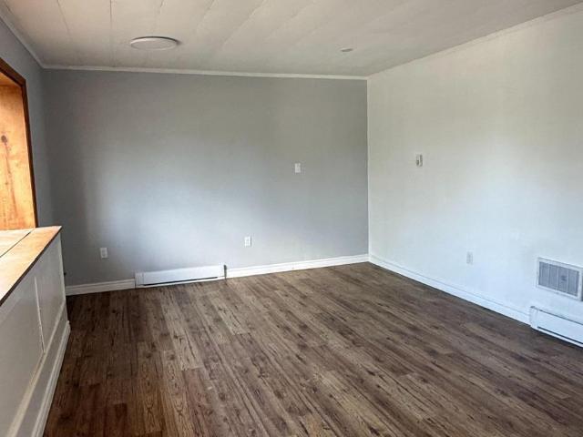 apartment at 7 – 129 MAIN STREET